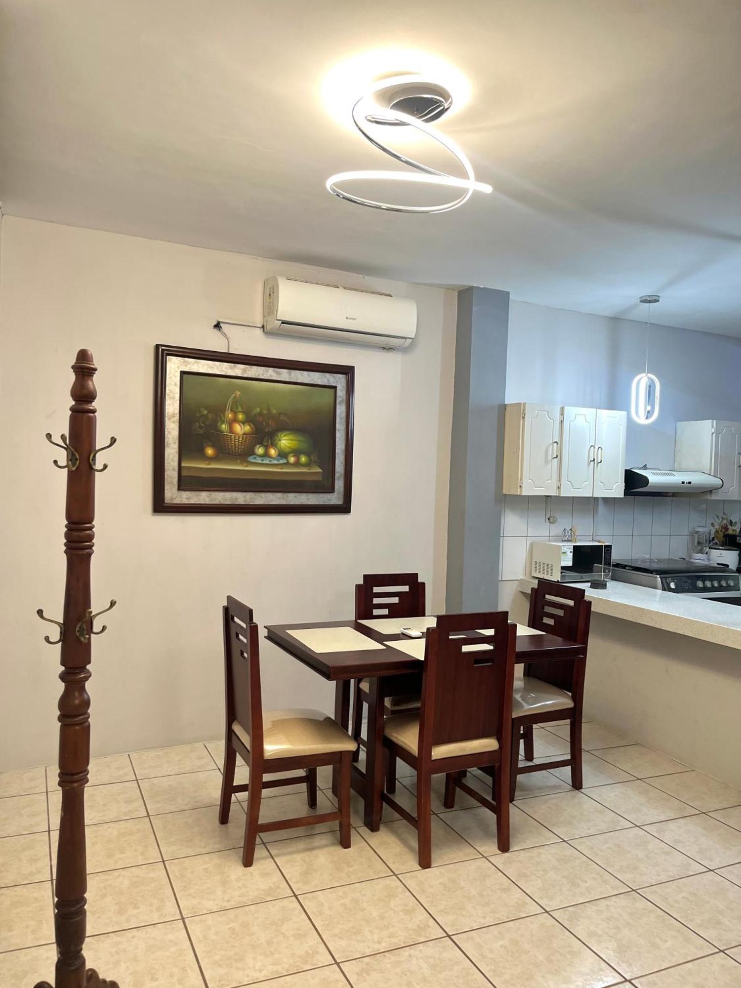 Enorme 3 Habitaciones, 7 Camas, Centro De Мачала Экстерьер фото